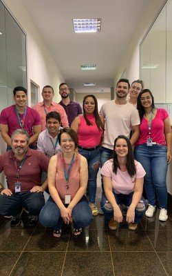 SMAR APD veste rosa em conscientização sobre o Câncer de Mama