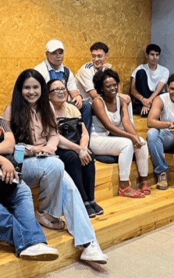 Jovens estudantes do Instituto Avanza visitam SMAR APD