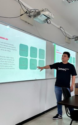 SMAR APD apresenta práticas de desenvolvimento a estudantes da USP Ribeirão Preto